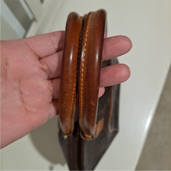 🥳!!! Authentic Louis Vuitton Elipse bag. - Picture 2 of 8